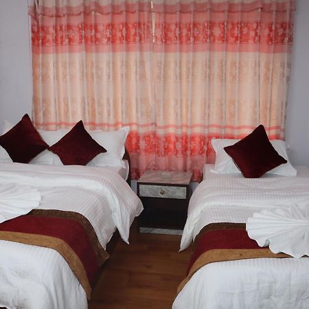 Om Tara Guest House Pvt Ltd Κατμαντού Εξωτερικό φωτογραφία