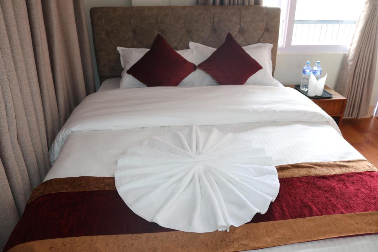 Om Tara Guest House Pvt Ltd Κατμαντού Εξωτερικό φωτογραφία