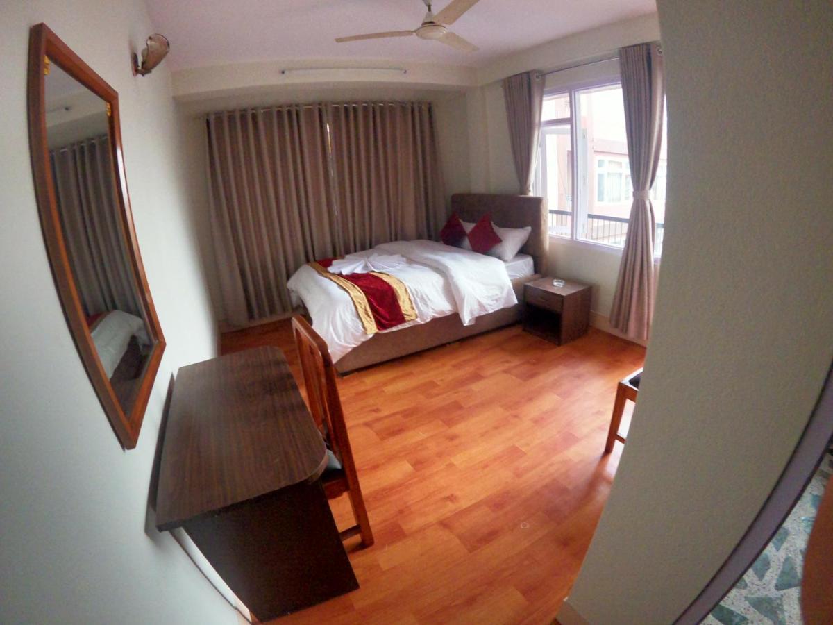 Om Tara Guest House Pvt Ltd Κατμαντού Εξωτερικό φωτογραφία
