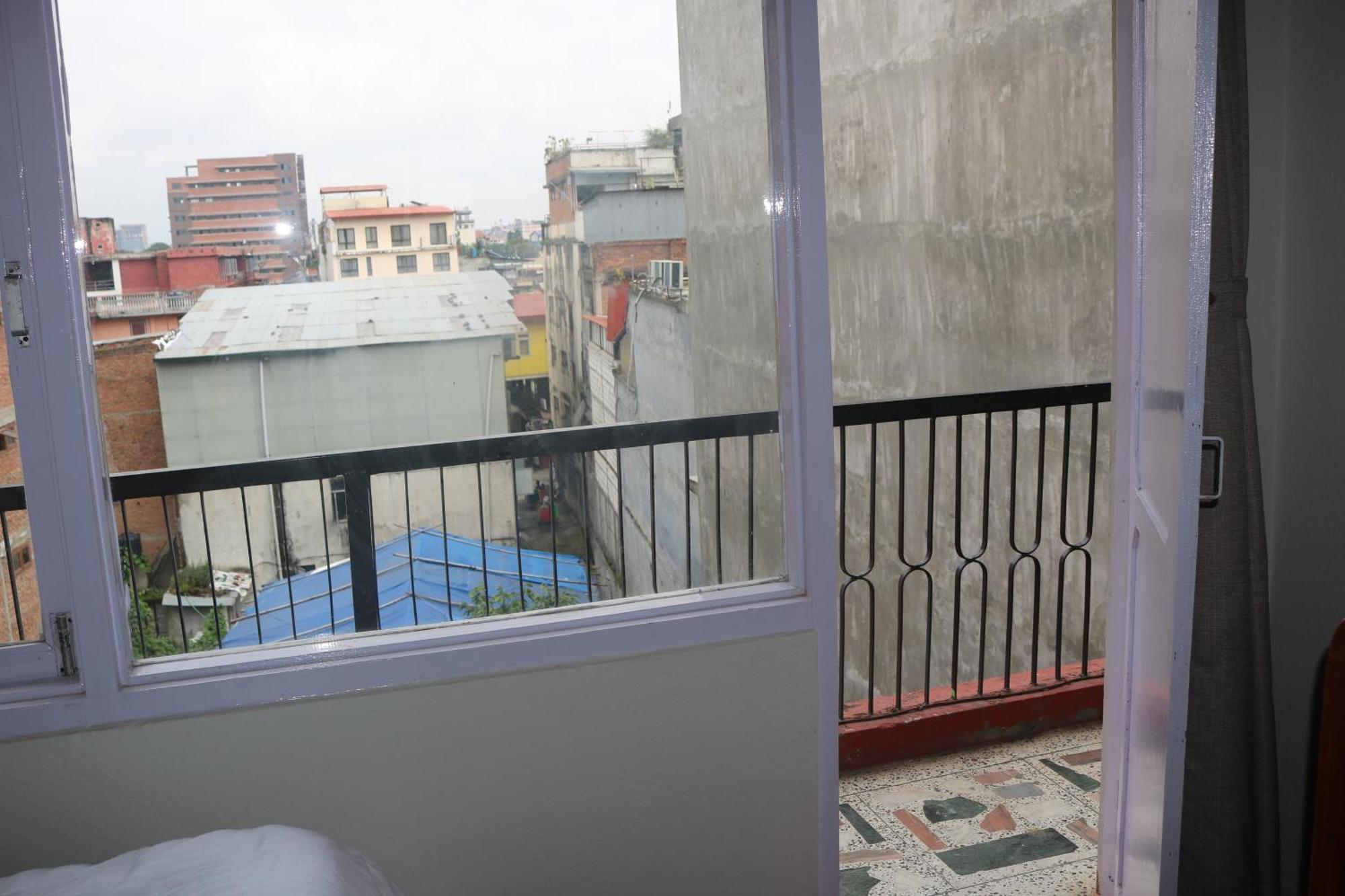 Om Tara Guest House Pvt Ltd Κατμαντού Εξωτερικό φωτογραφία