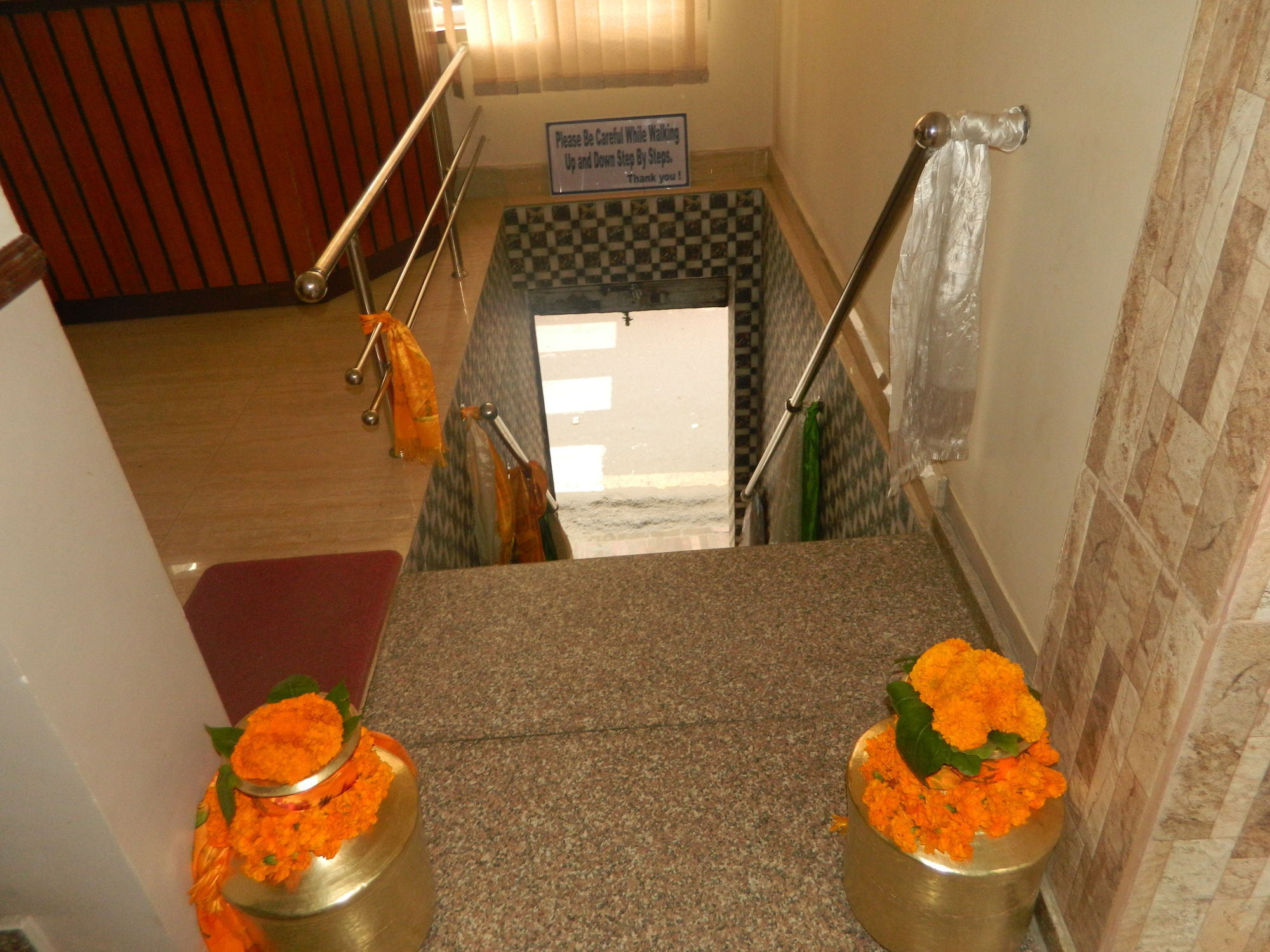 Om Tara Guest House Pvt Ltd Κατμαντού Εξωτερικό φωτογραφία