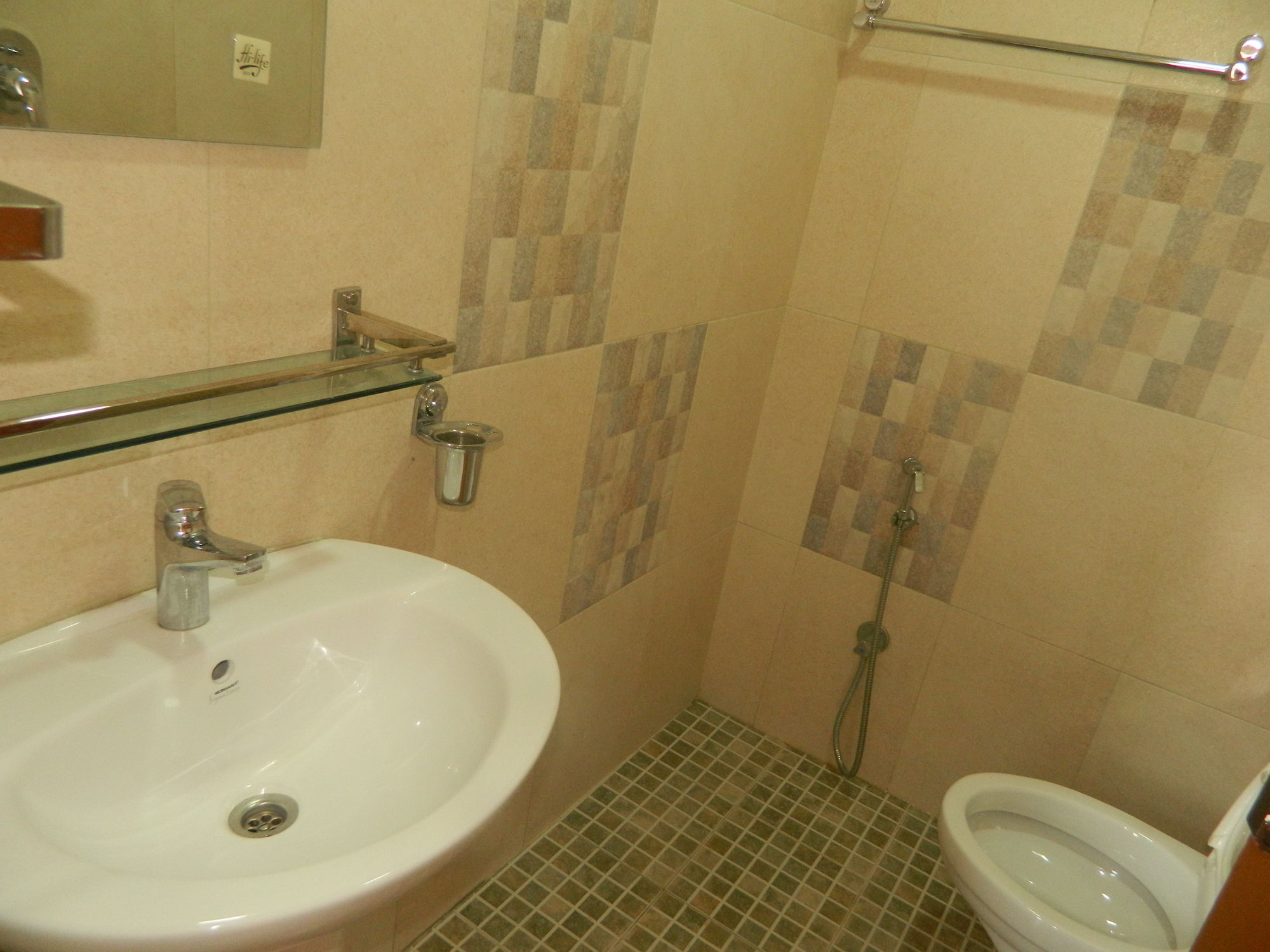 Om Tara Guest House Pvt Ltd Κατμαντού Εξωτερικό φωτογραφία